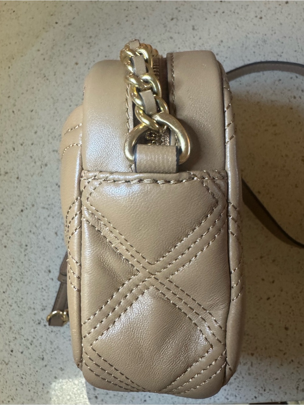 Tory Burch Fleming Soft Camera Bag - Pre-Owned - Picture 9 of 10